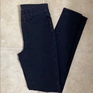 listing-status-banner